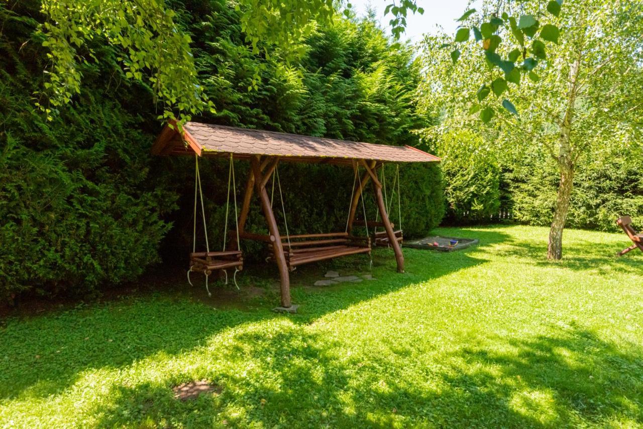 Case La Cheie Varlak Sub Cetate Exterior foto
